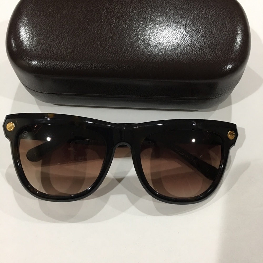 Tortoiseshell Acetate Sunglasses - Picture 4 of 5
